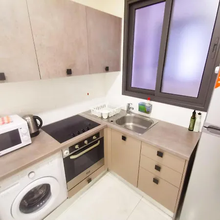 The White Pearl * Larnaka